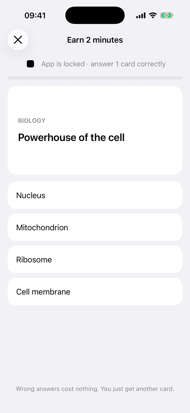 A multiple-choice flashcard: Powerhouse of the cell